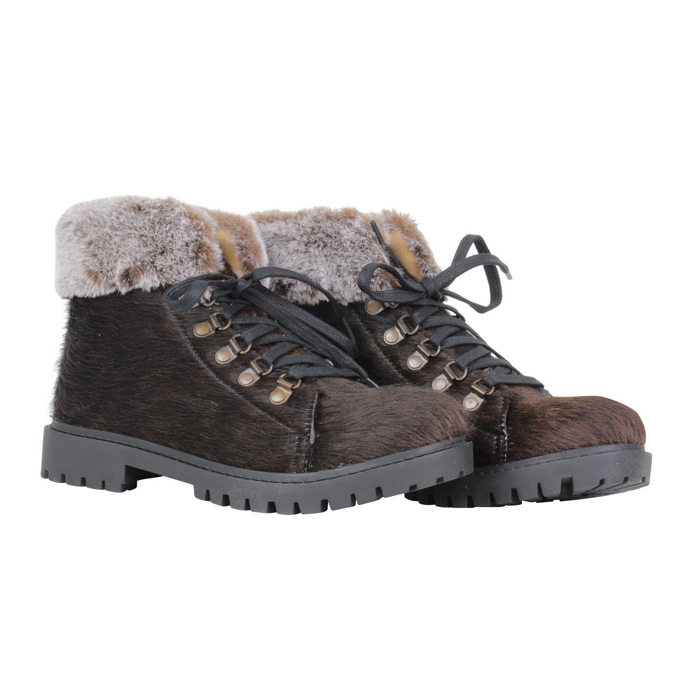 Turbulent Boots