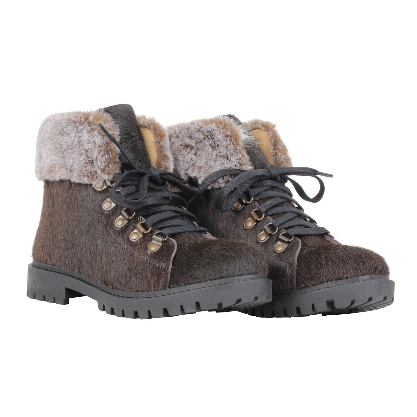 Turbulent Boots