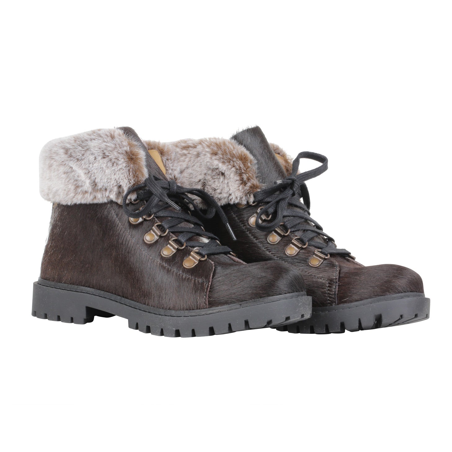 Turbulent Boots
