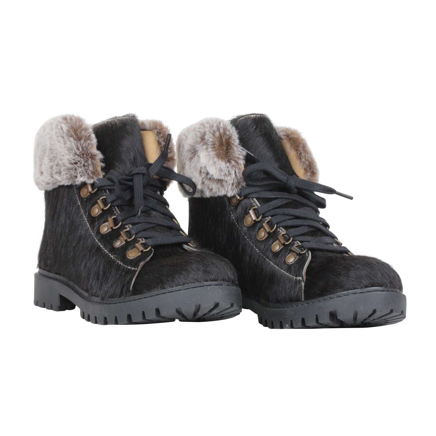Turbulent Boots