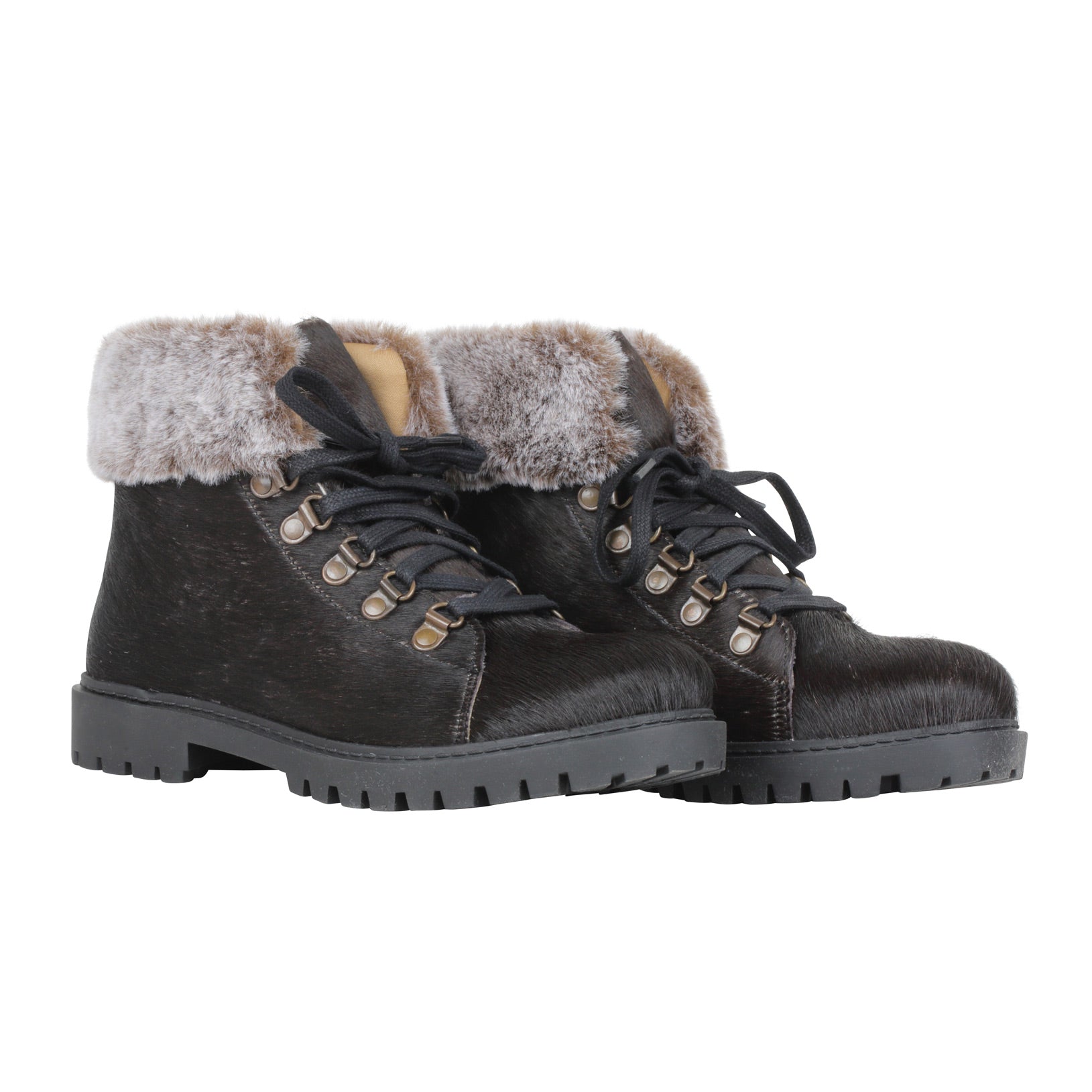Turbulent Boots