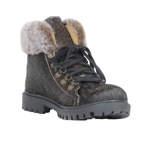 Turbulent Boots