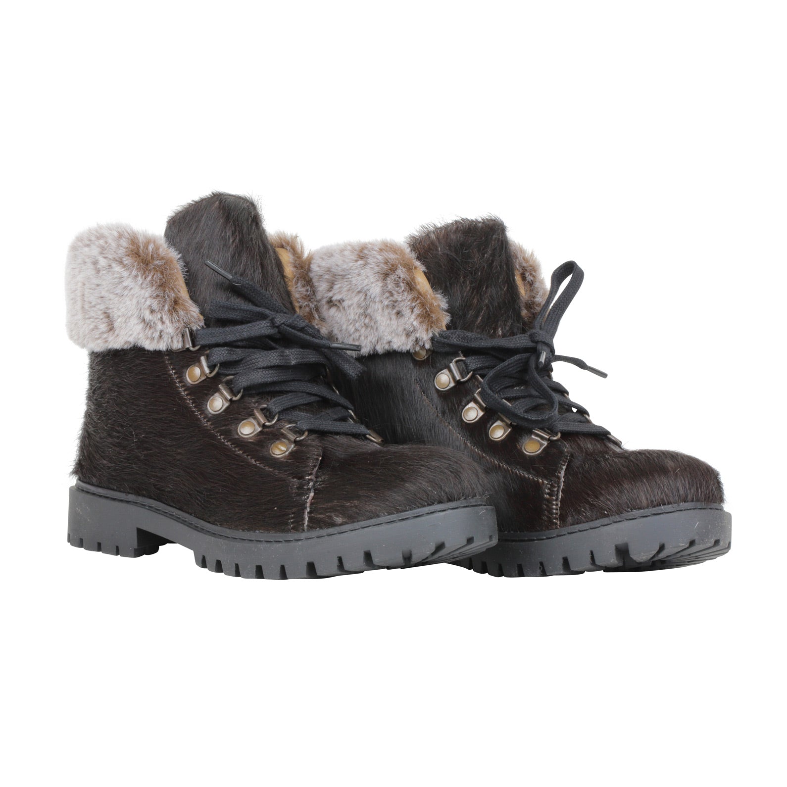 Turbulent Boots