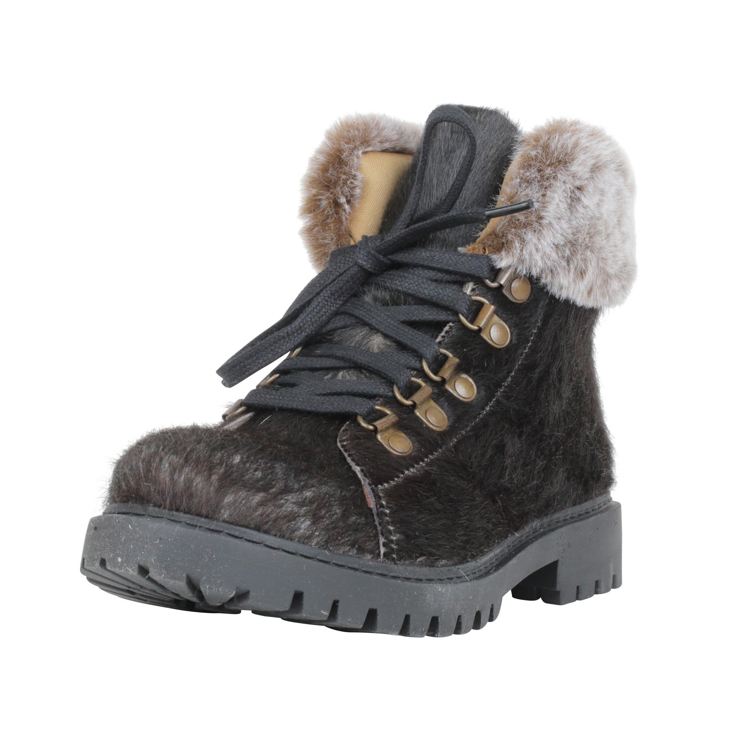Turbulent Boots