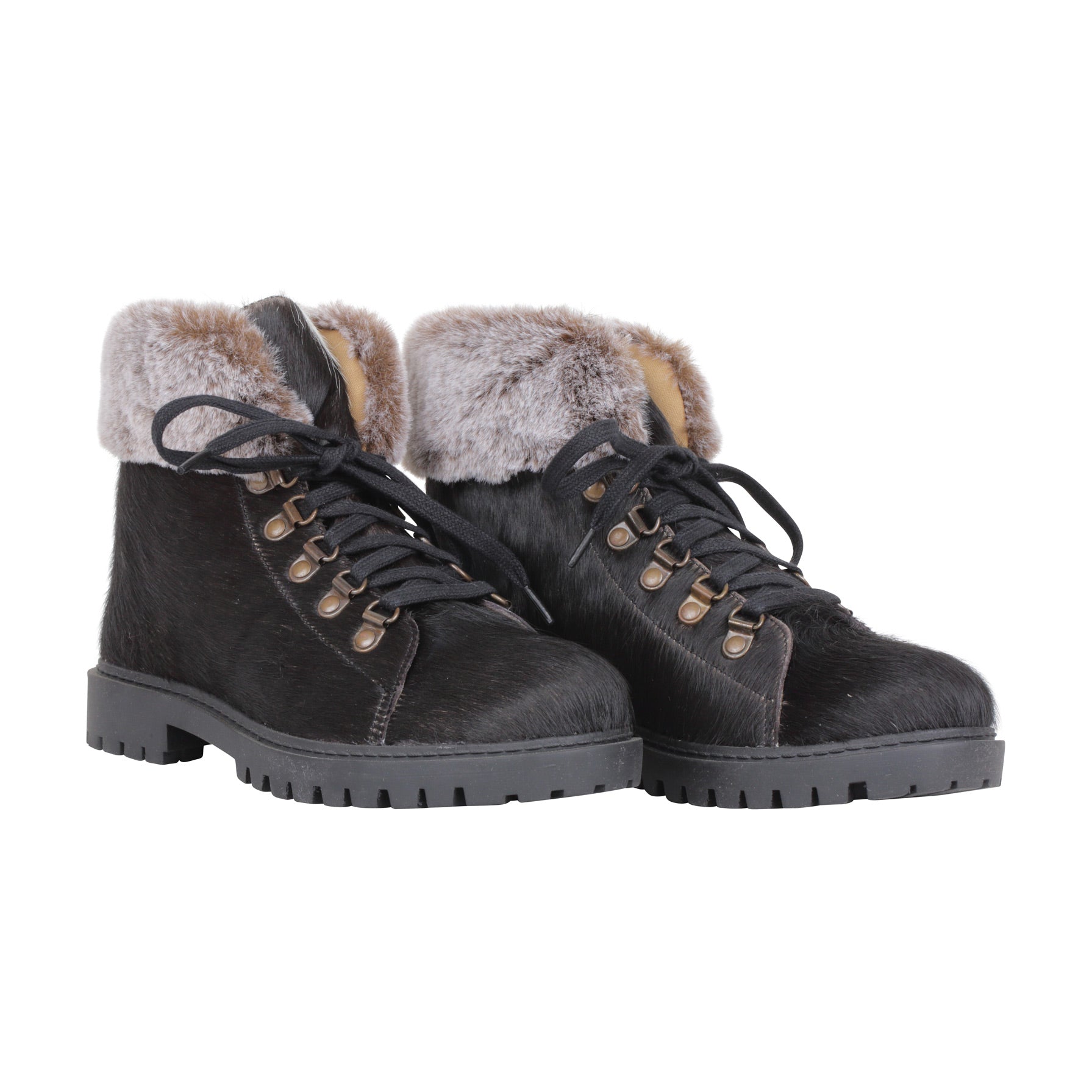 Turbulent Boots