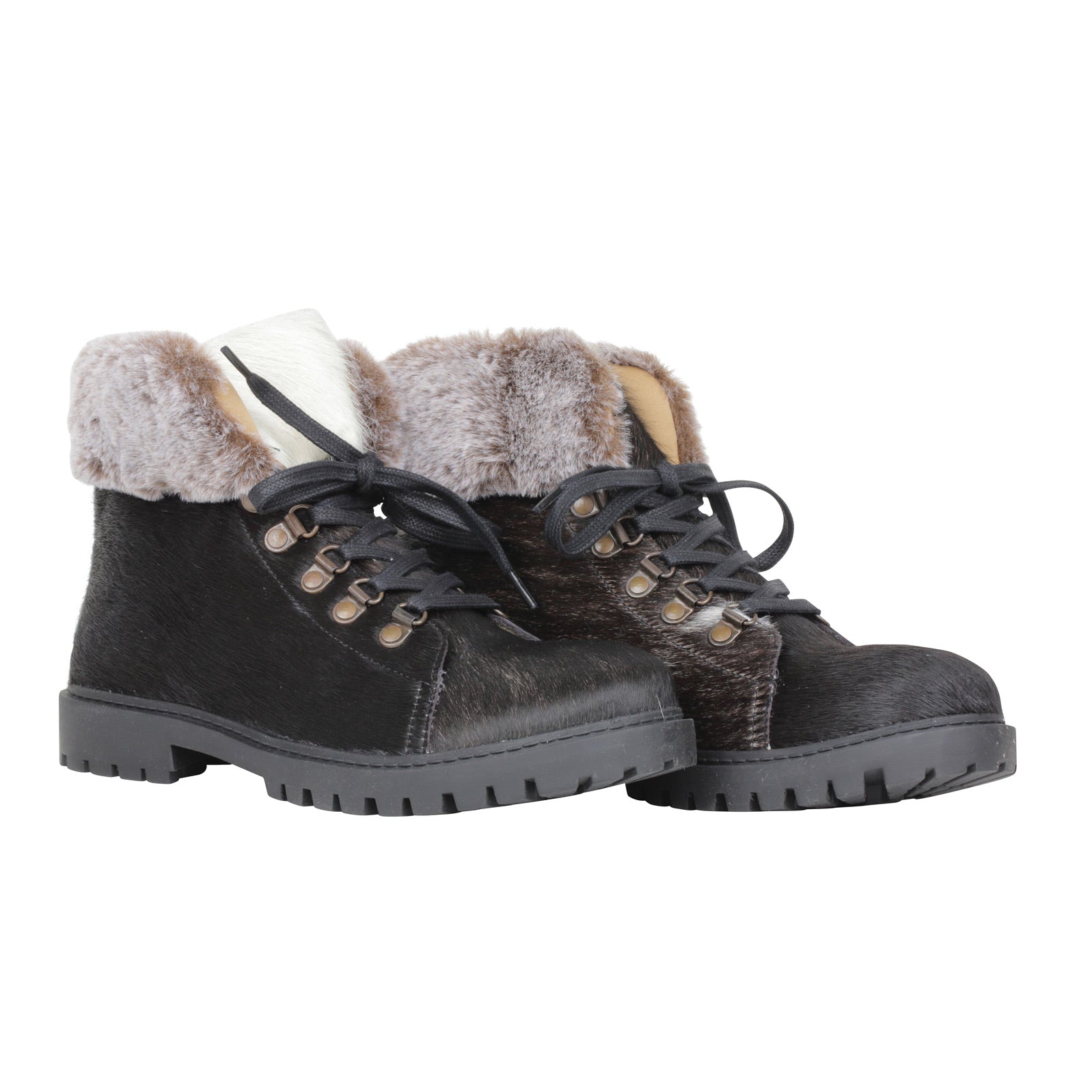 Turbulent Boots