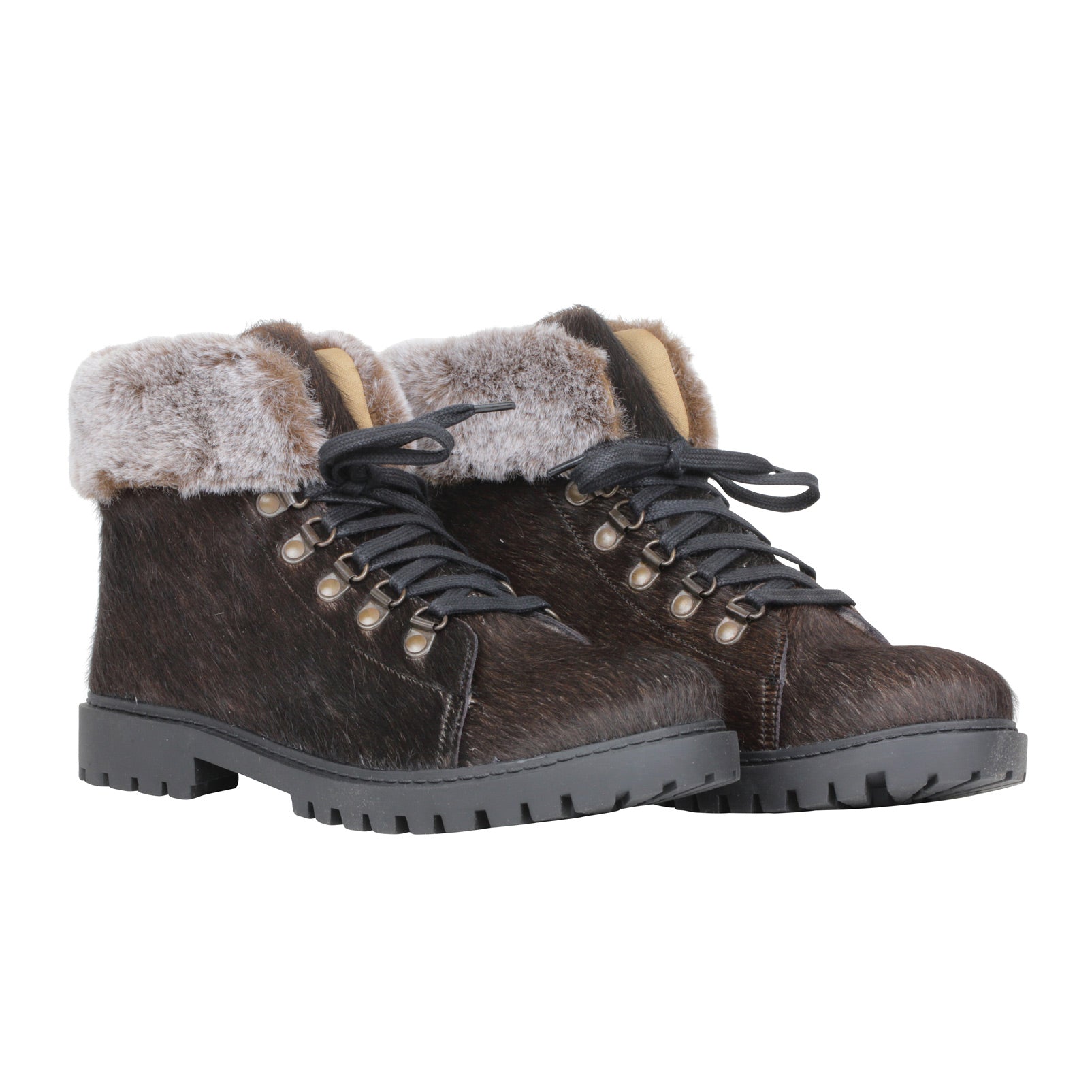 Turbulent Boots