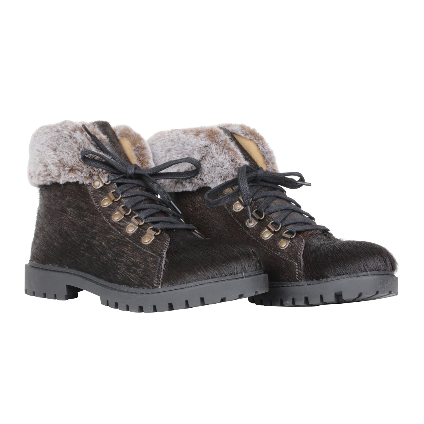 Turbulent Boots