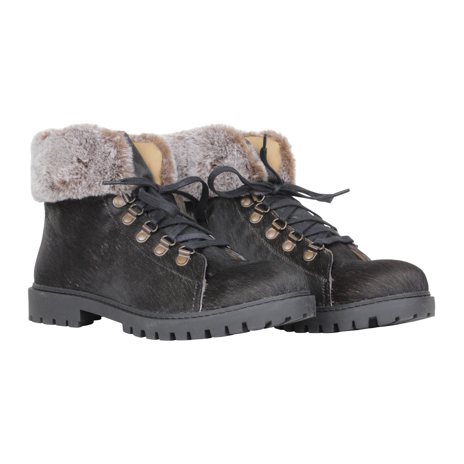 Turbulent Boots