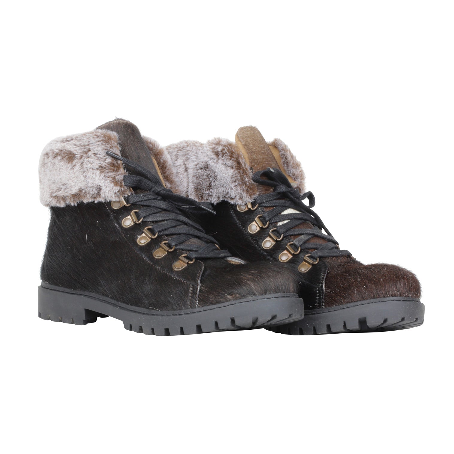 Turbulent Boots