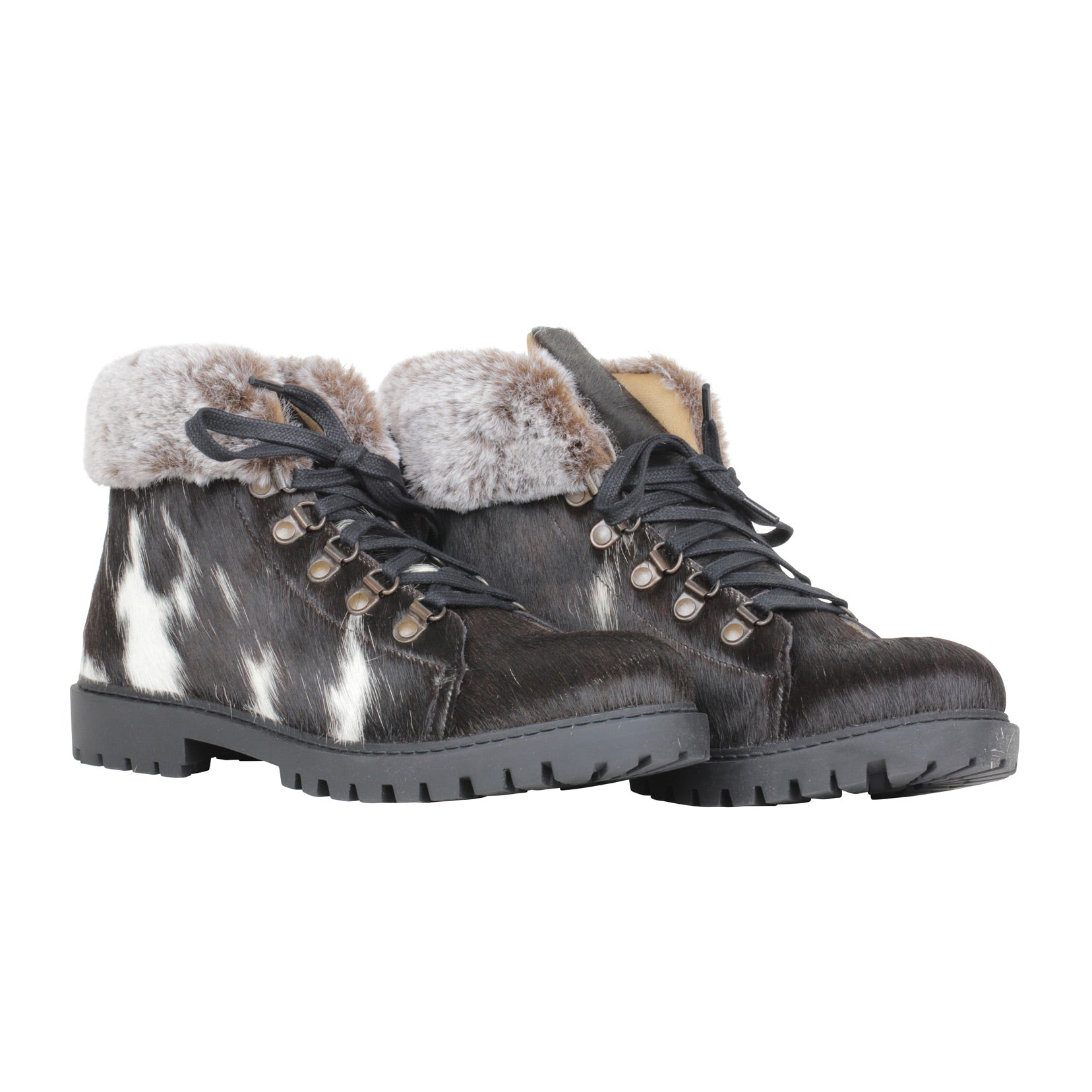 Turbulent Boots