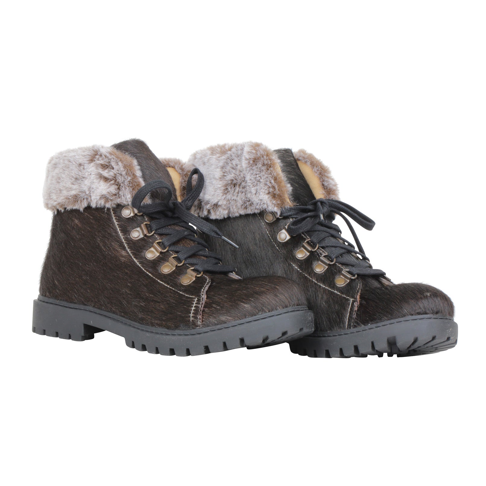 Turbulent Boots