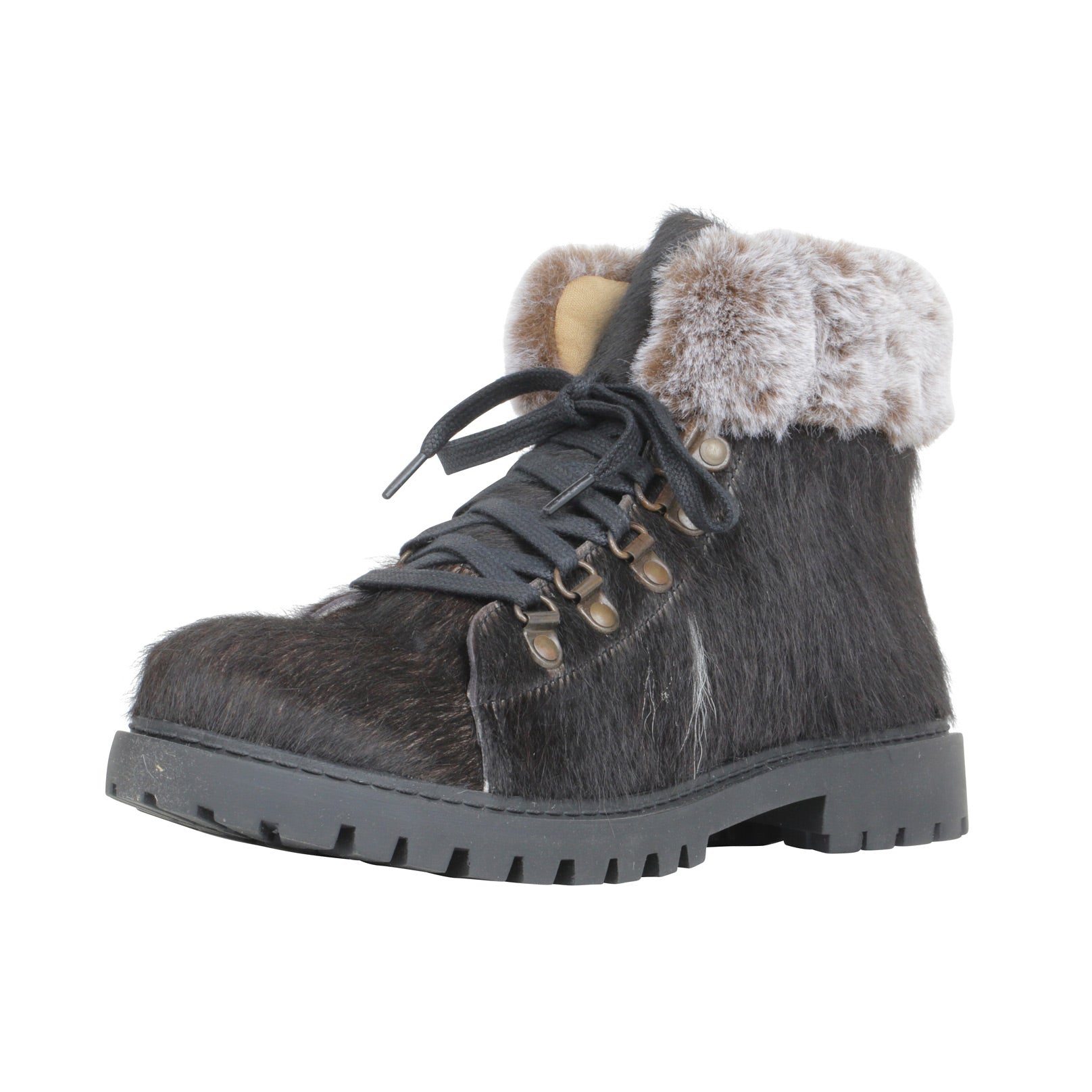 Turbulent Boots