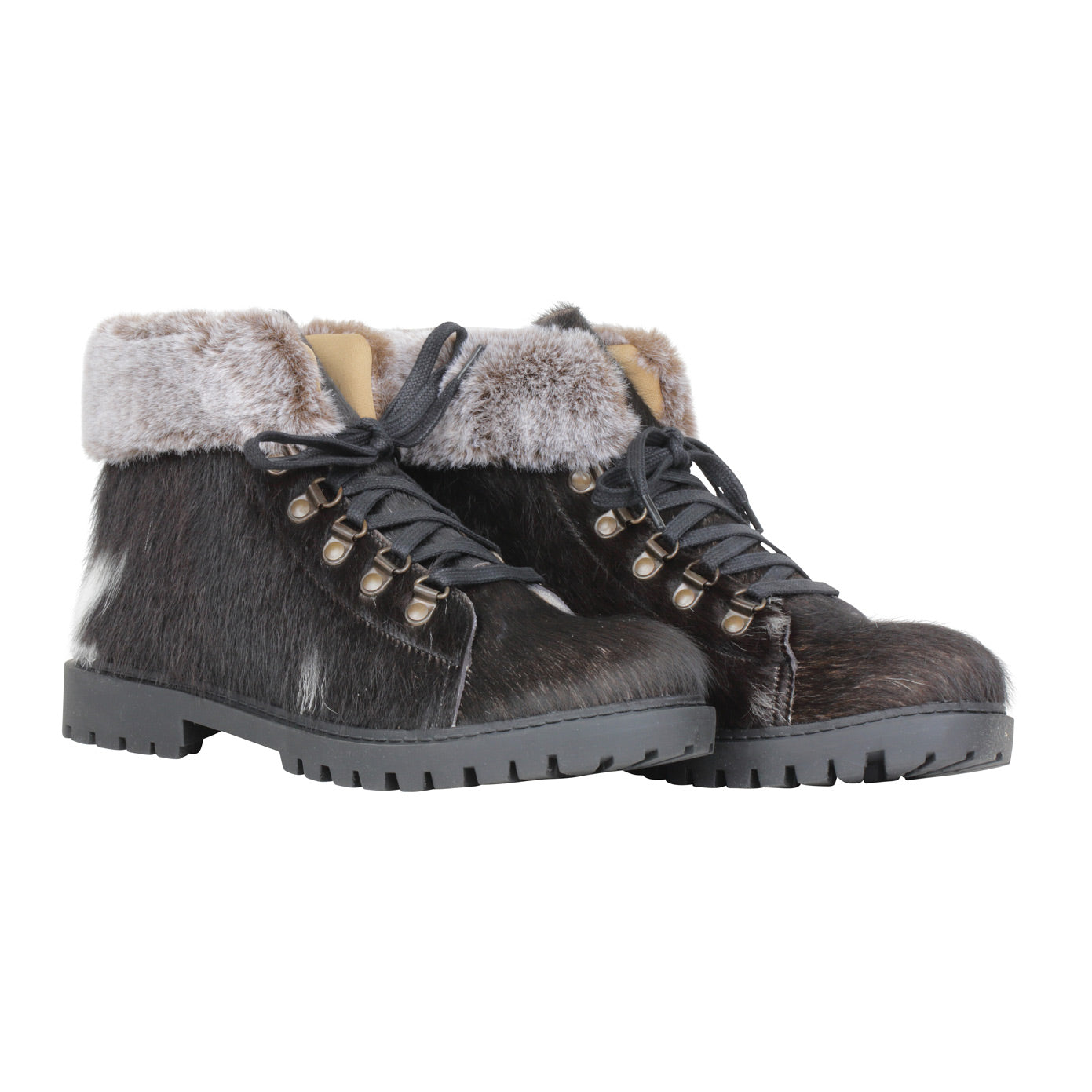 Turbulent Boots