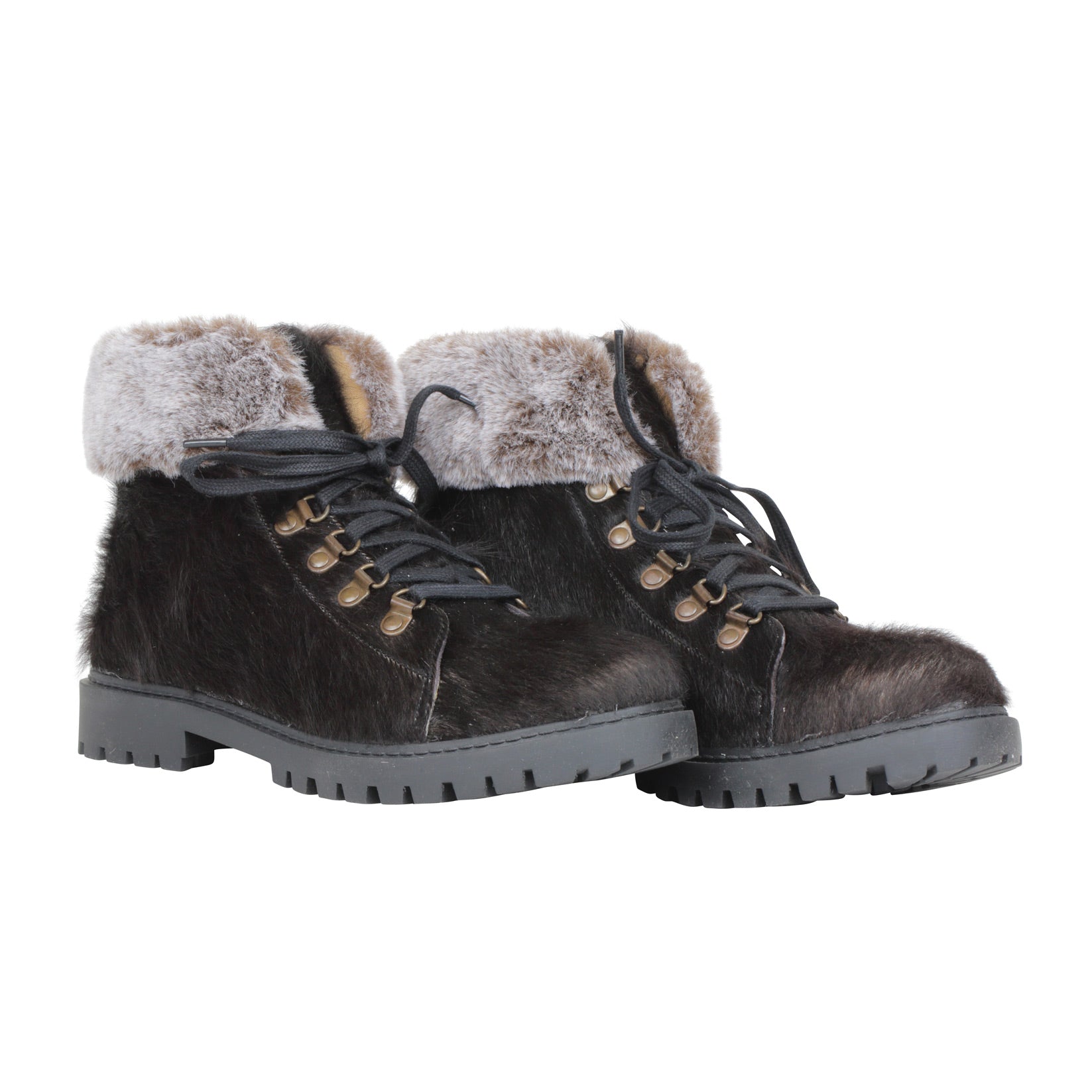 Turbulent Boots