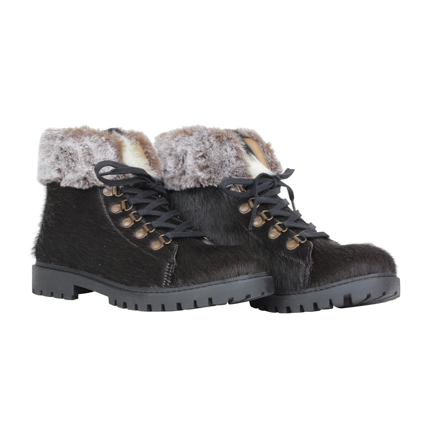 Turbulent Boots