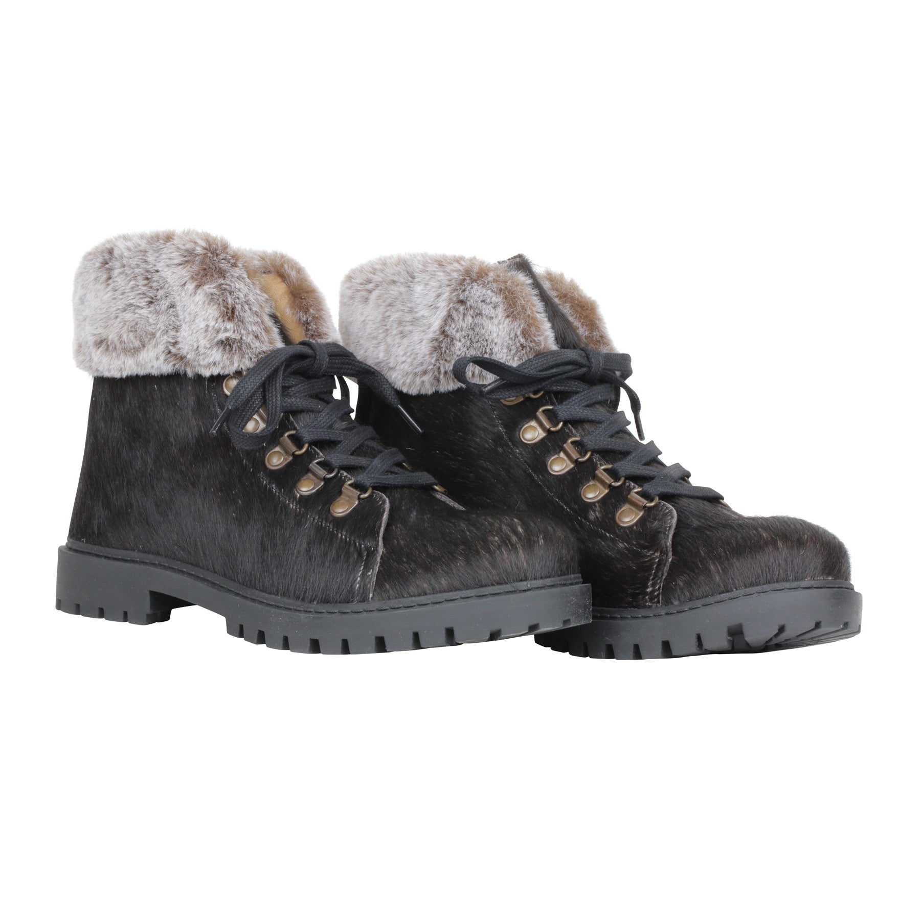 Turbulent Boots