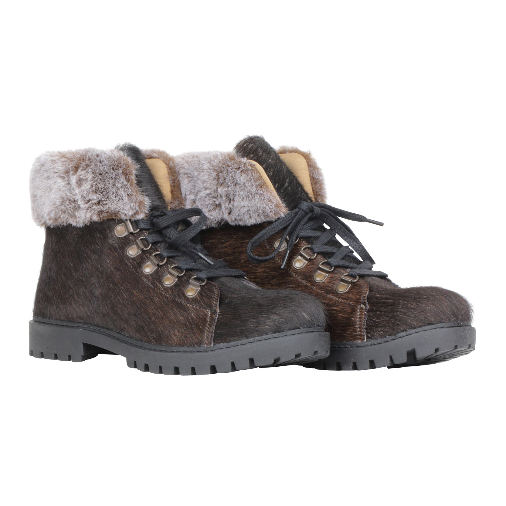 Turbulent Boots