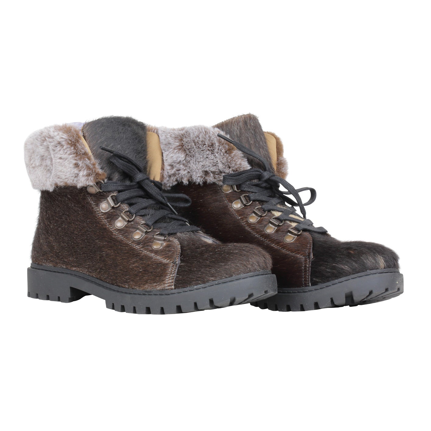 Turbulent Boots