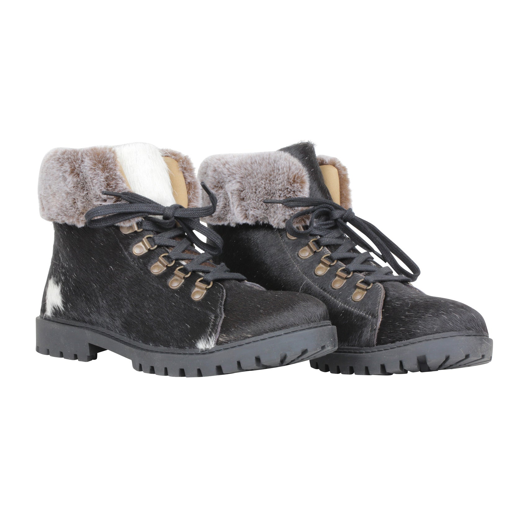 Turbulent Boots