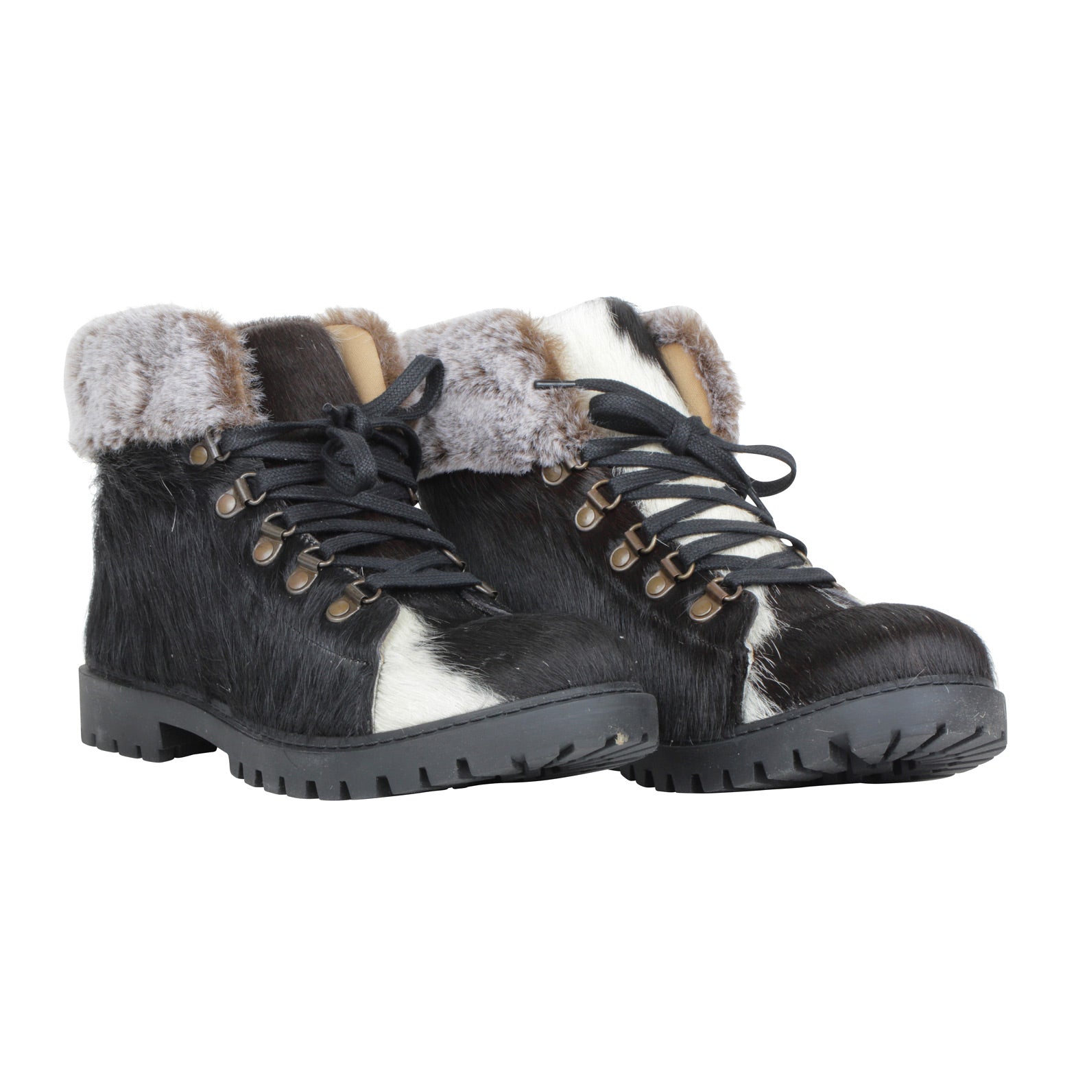 Turbulent Boots