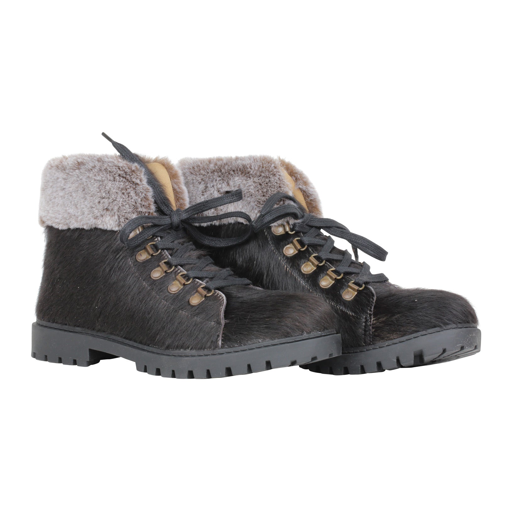 Turbulent Boots