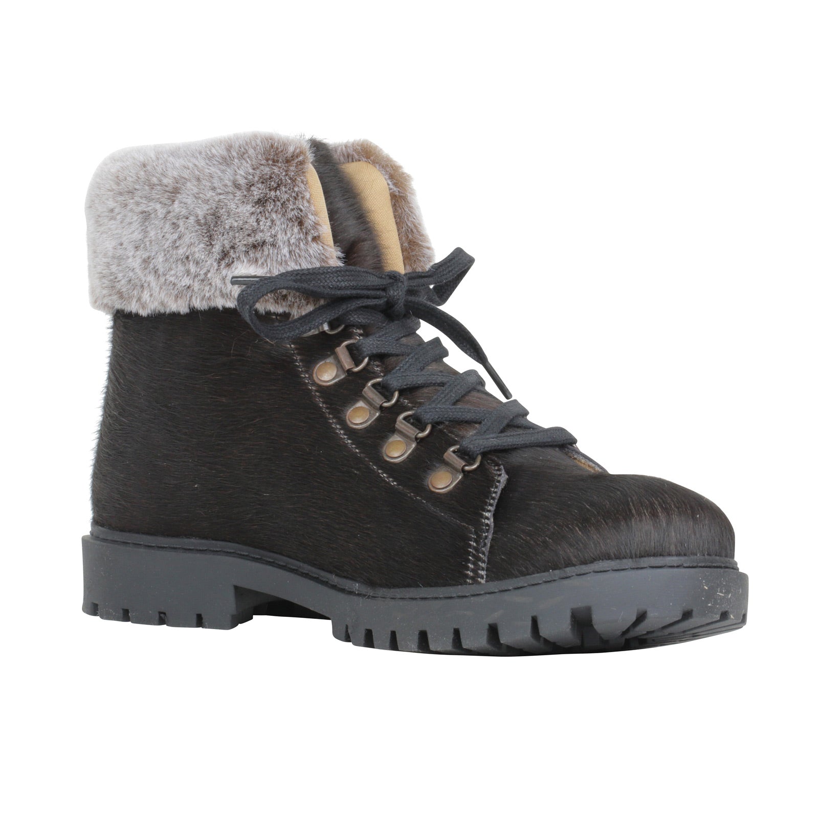 Turbulent Boots