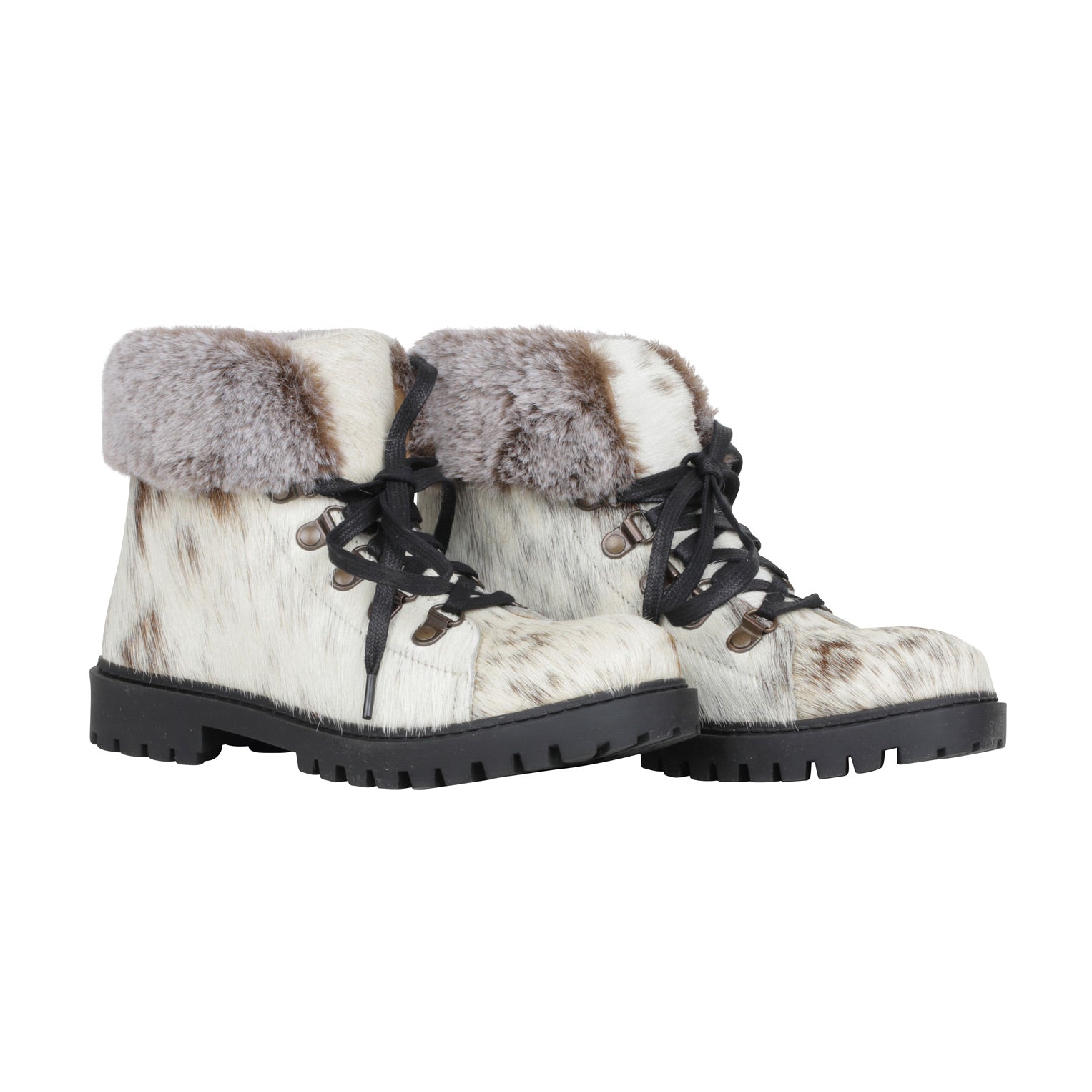 Turbulent Boots