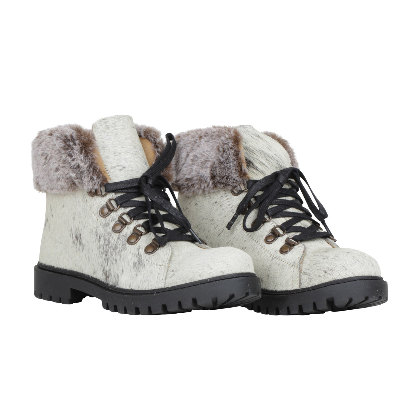 Turbulent Boots