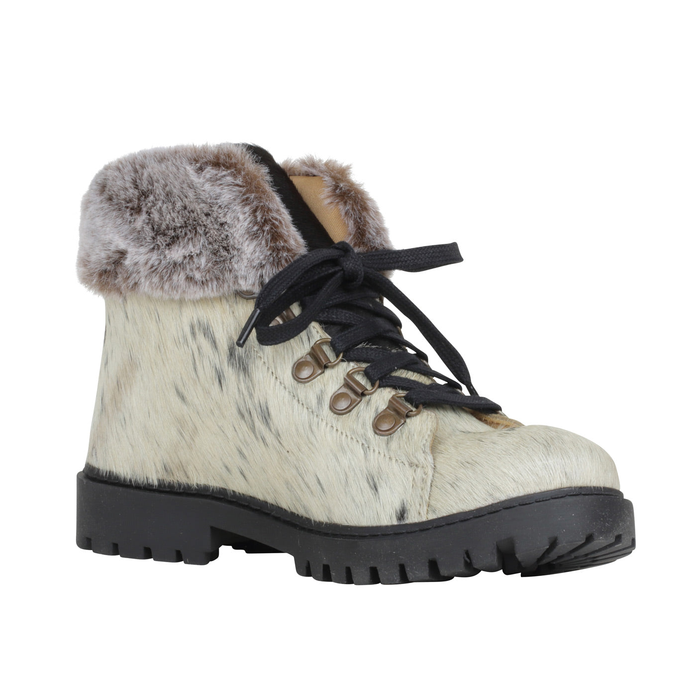 Turbulent Boots