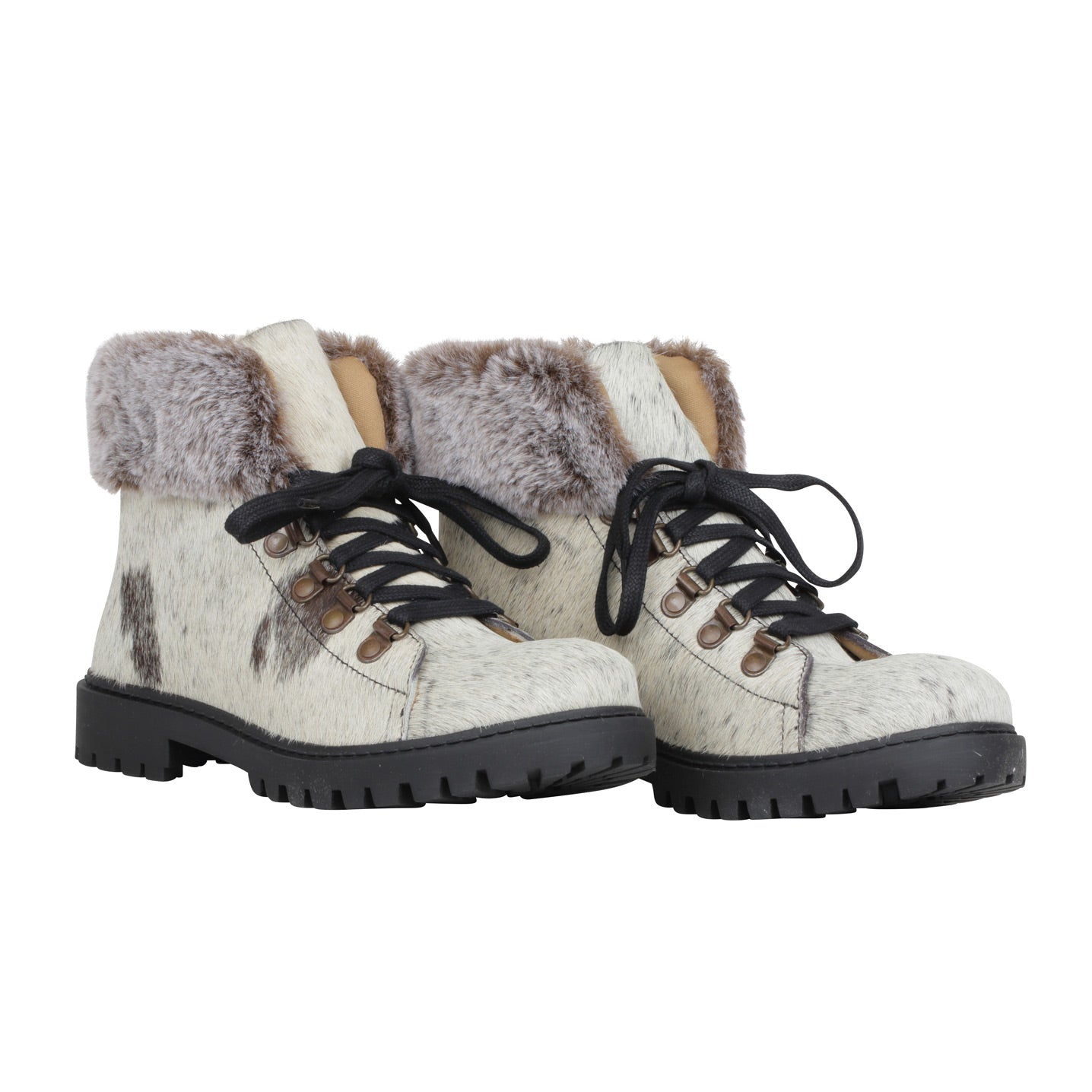 Turbulent Boots