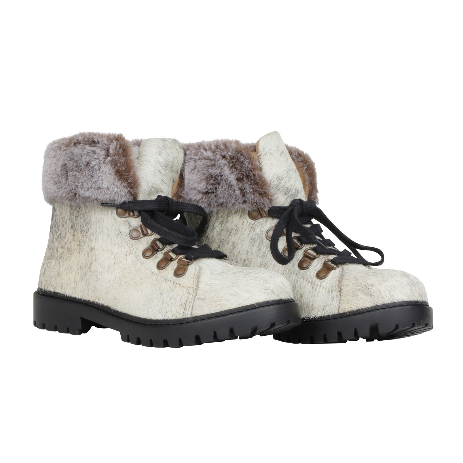 Turbulent Boots