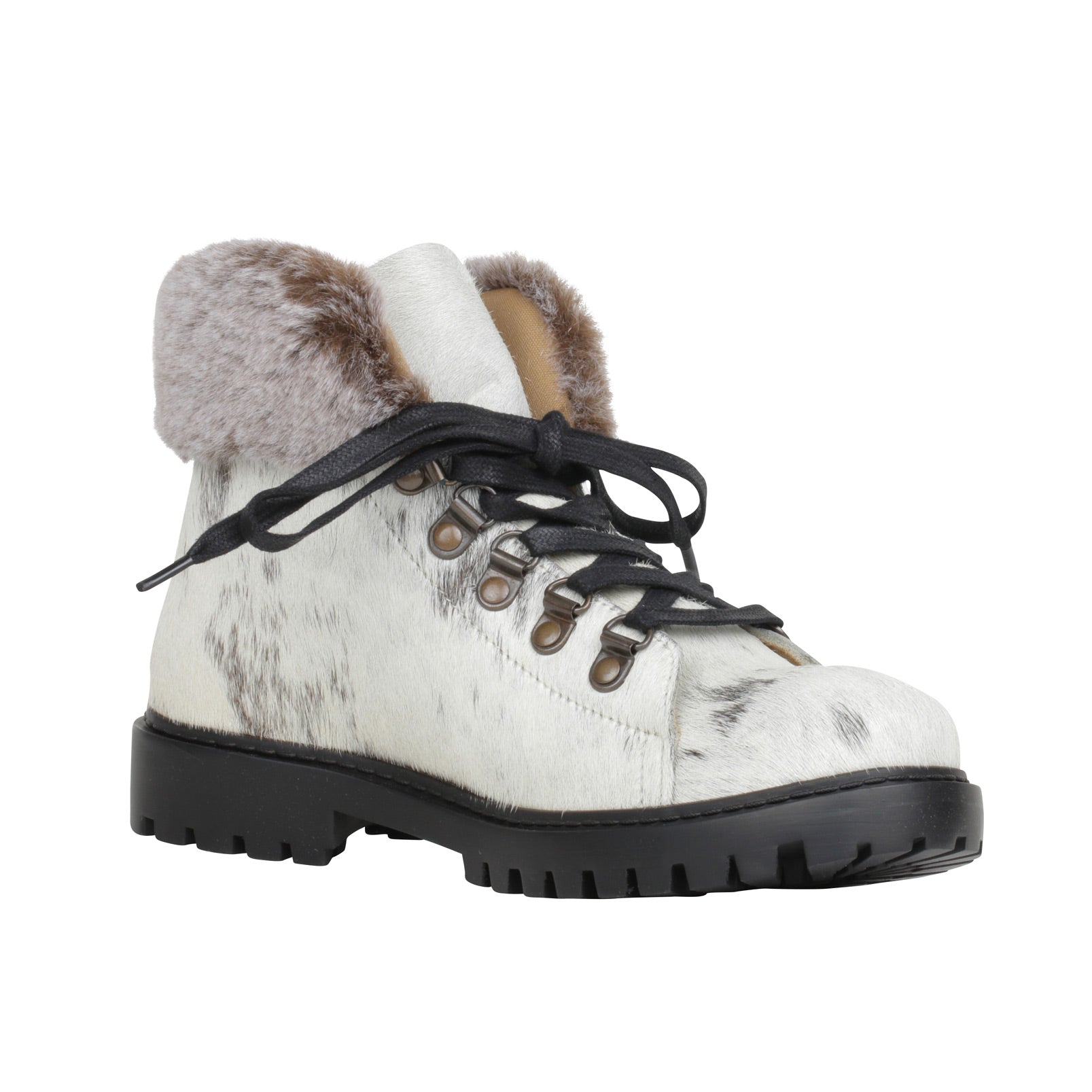 Turbulent Boots