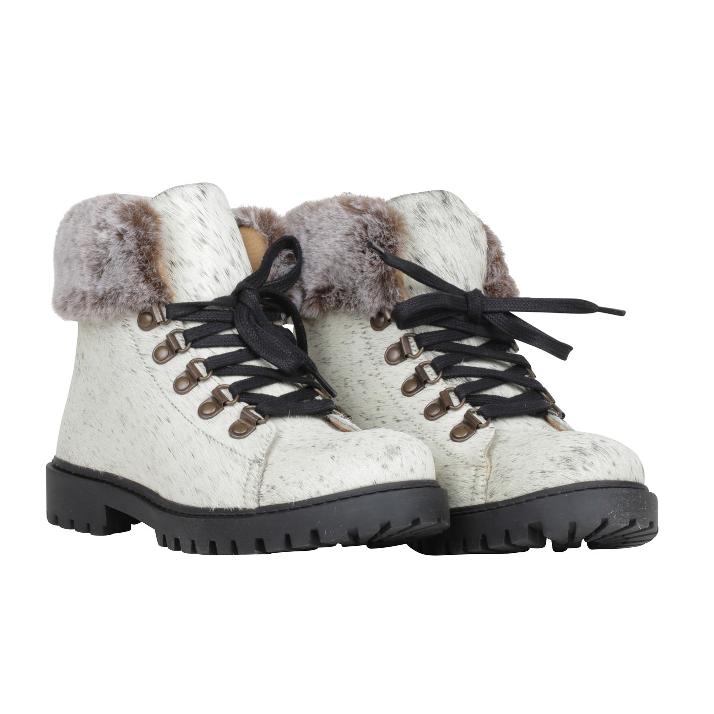 Turbulent Boots