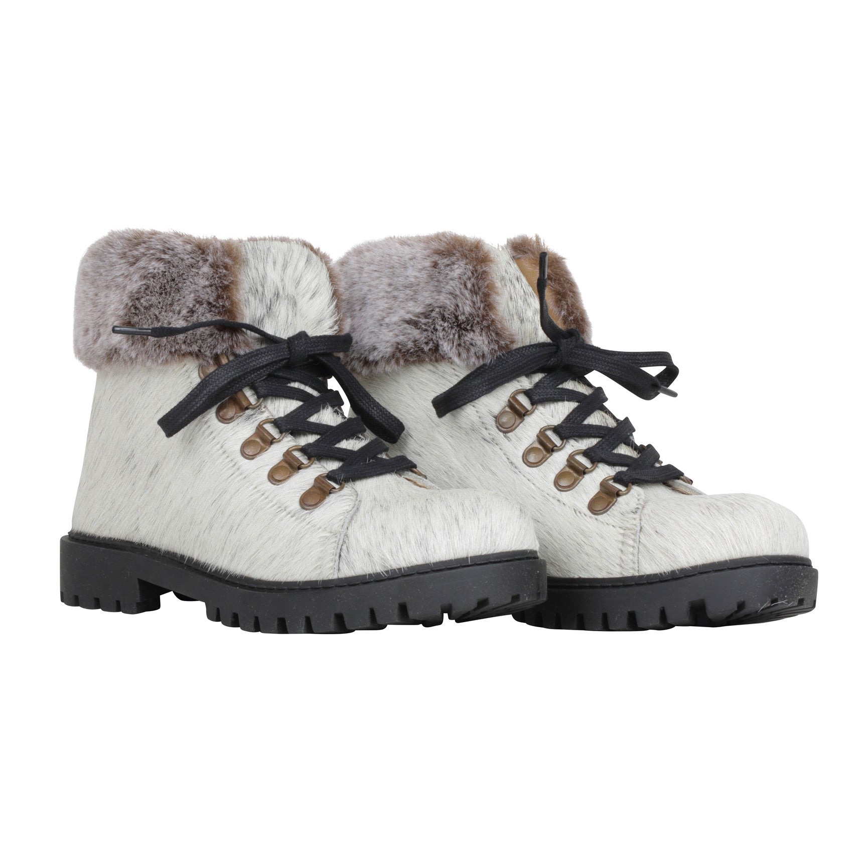 Turbulent Boots