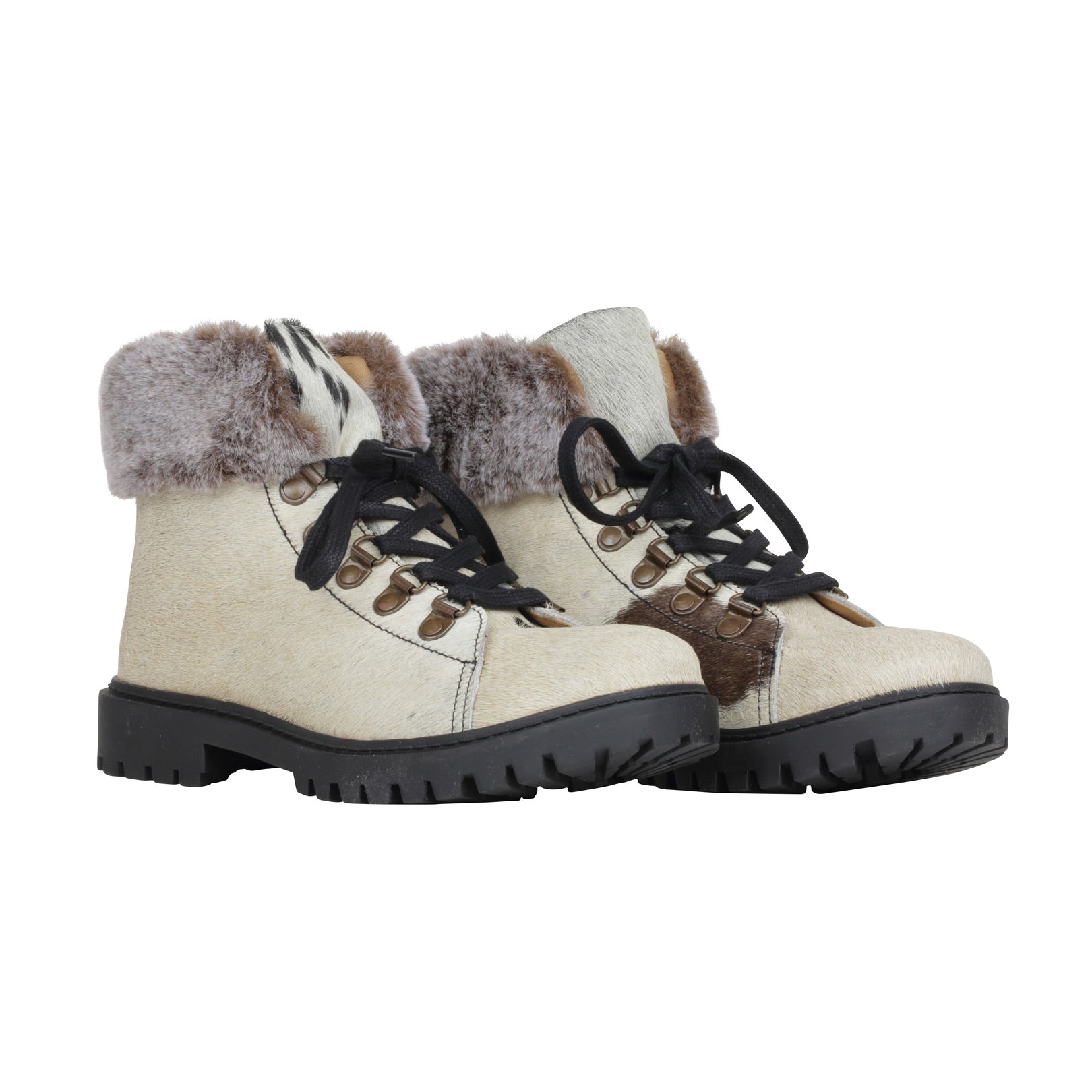 Turbulent Boots