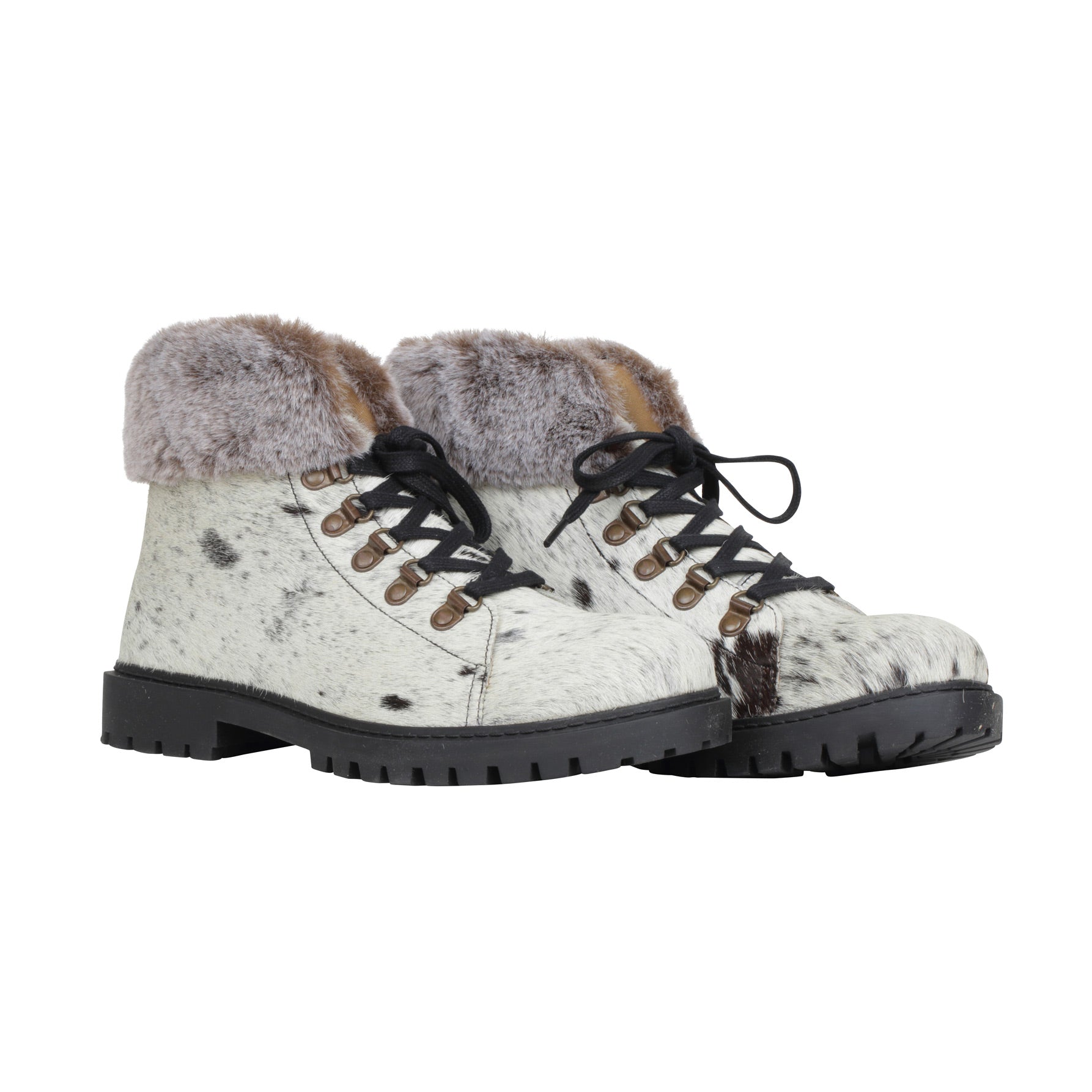 Turbulent Boots