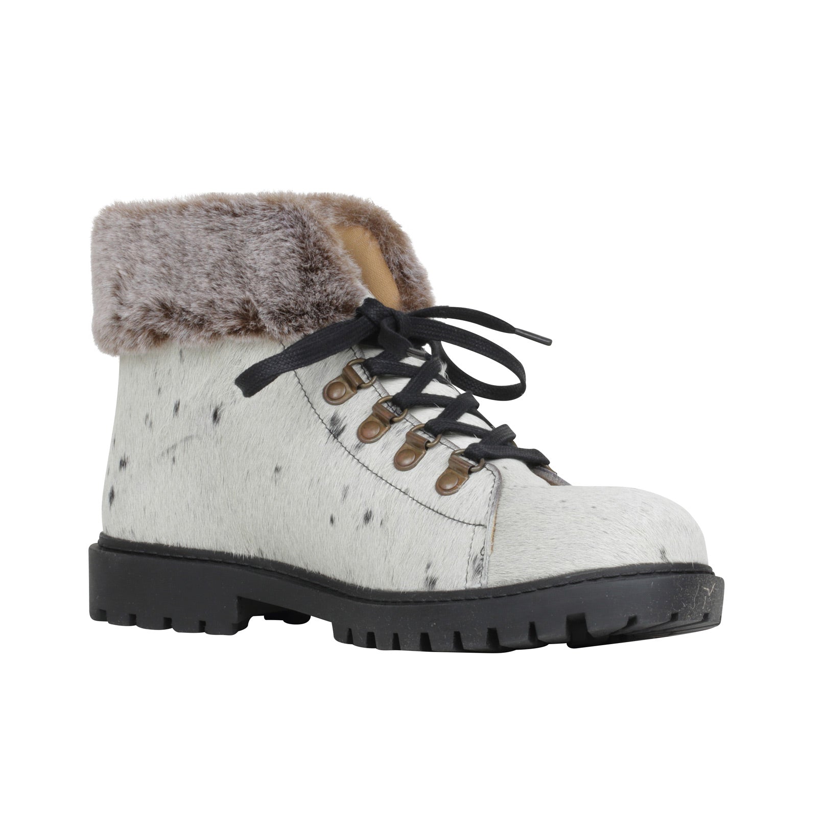 Turbulent Boots