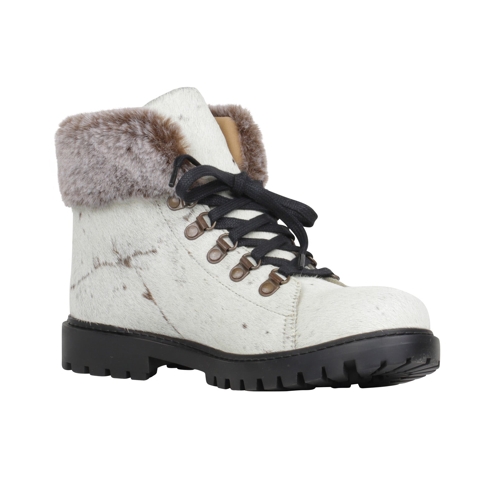 Turbulent Boots
