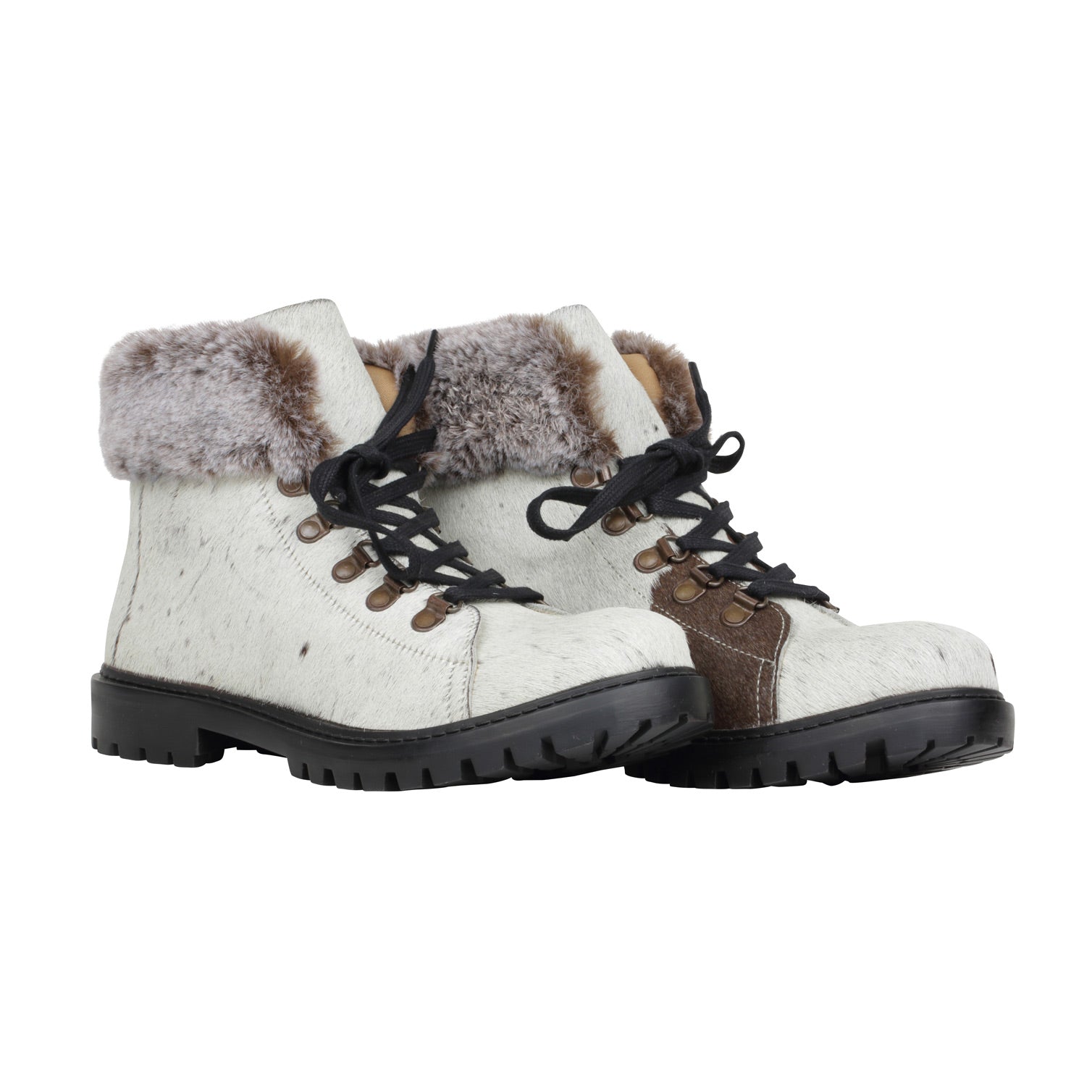 Turbulent Boots