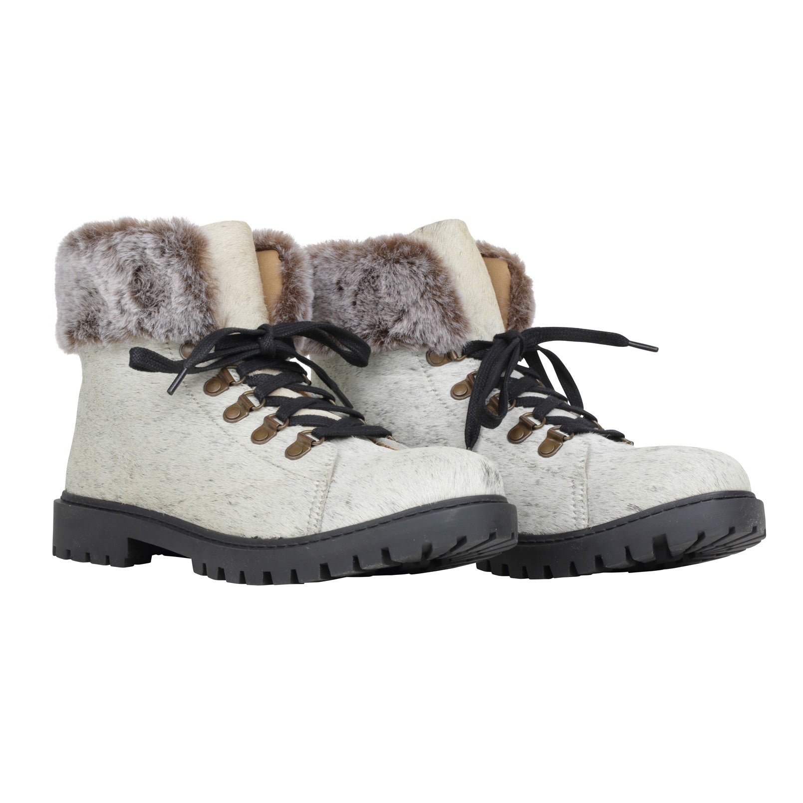 Turbulent Boots