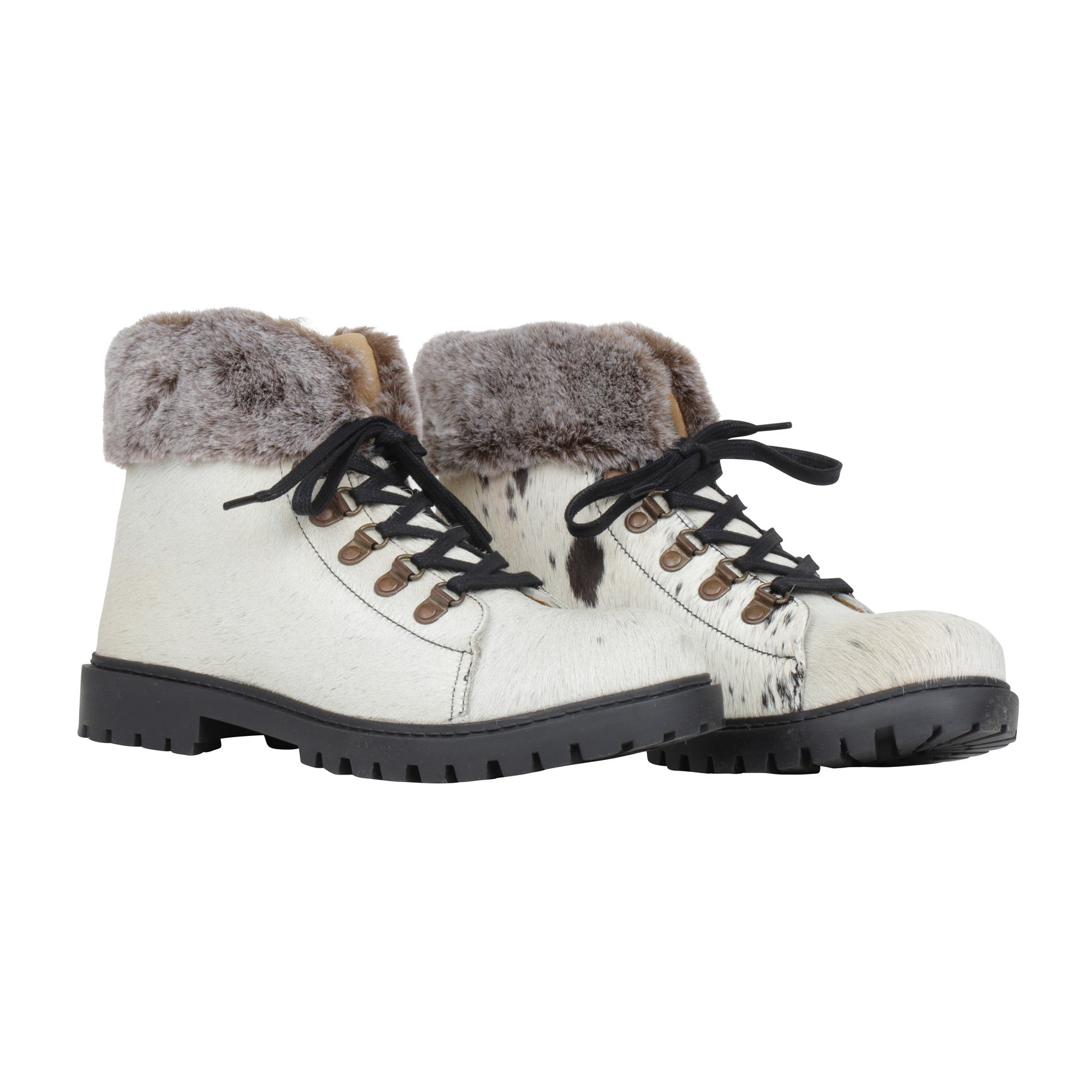 Turbulent Boots