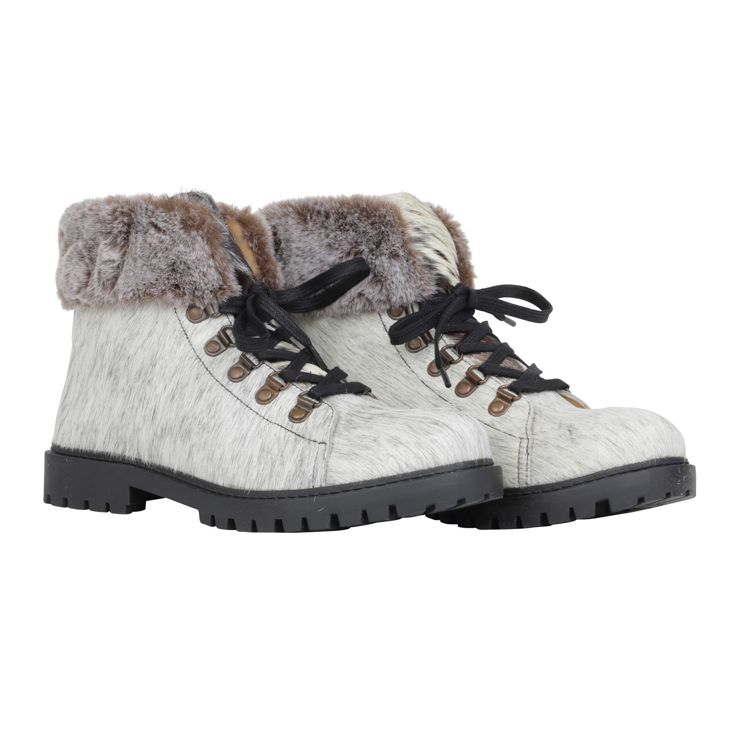 Turbulent Boots