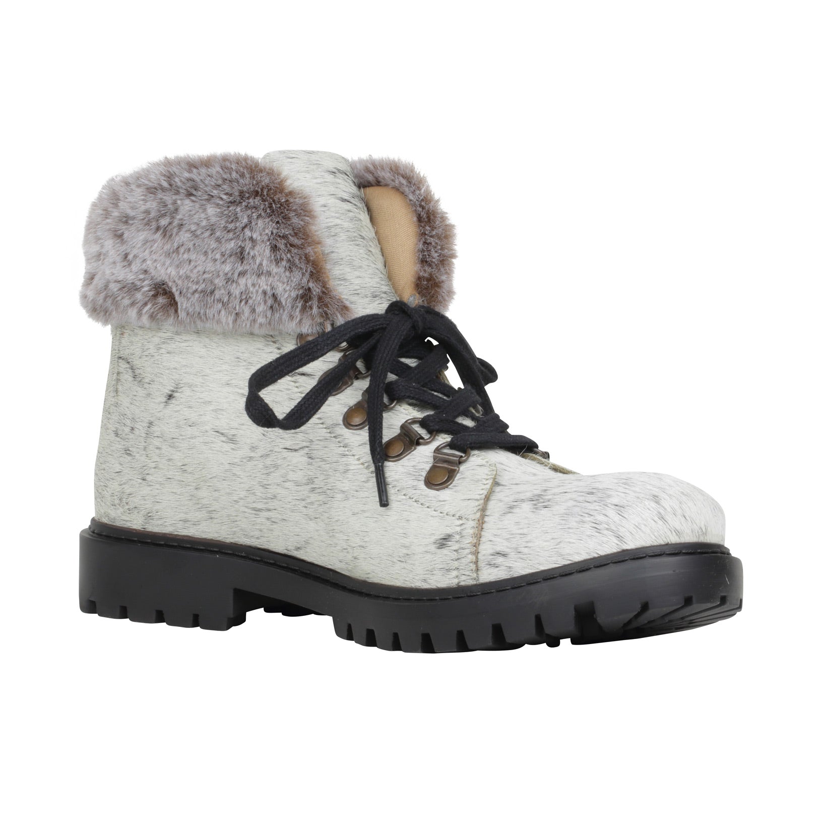 Turbulent Boots