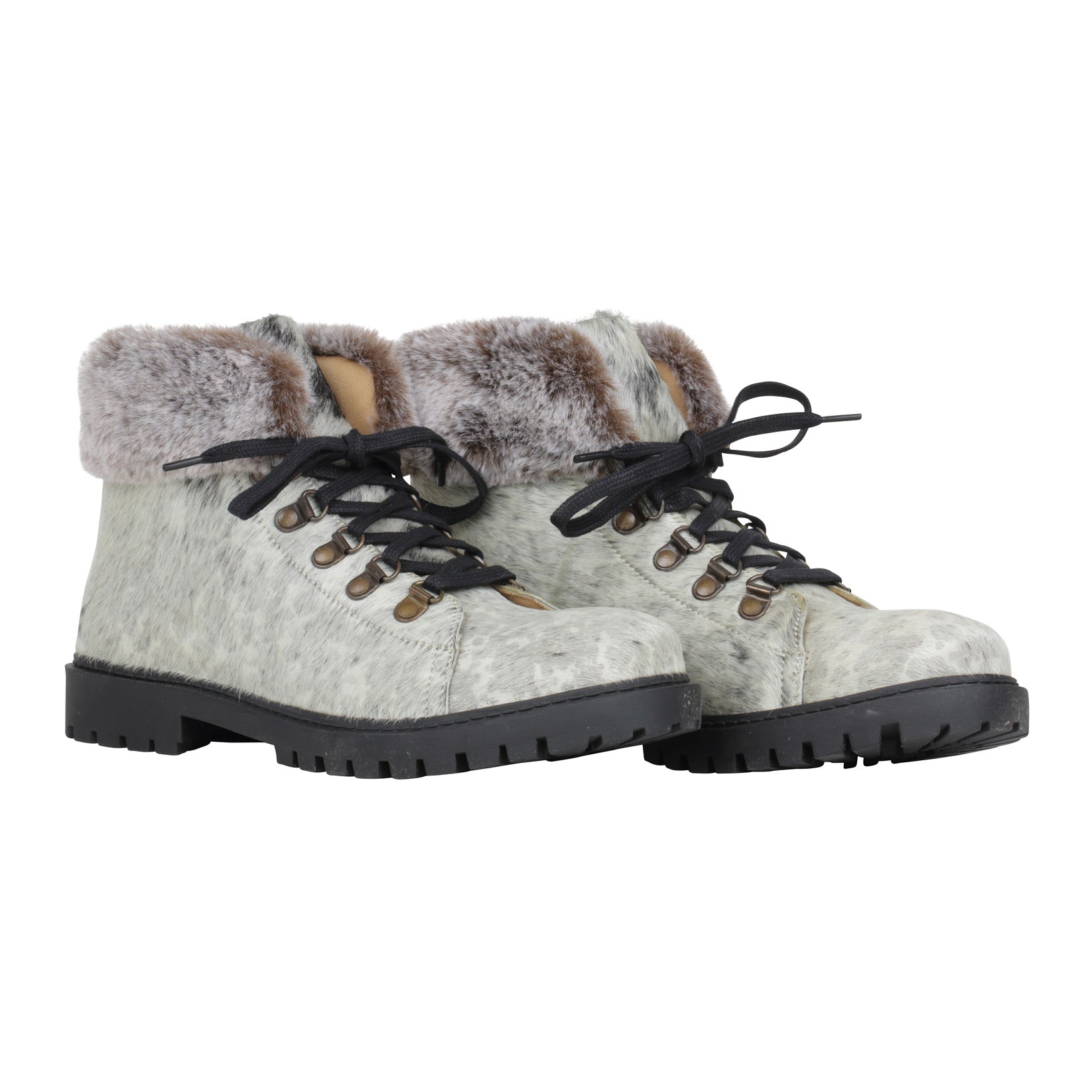 Turbulent Boots