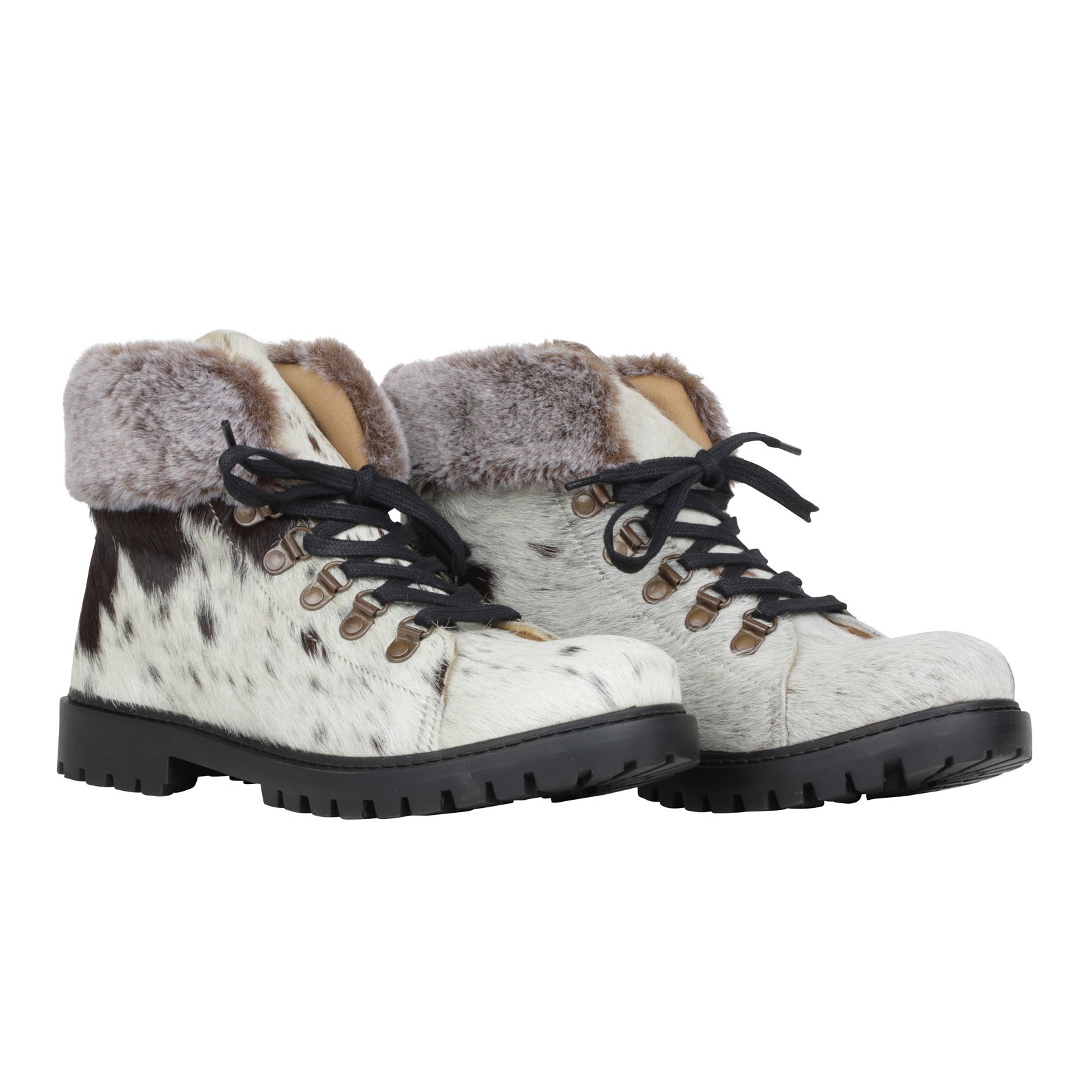 Turbulent Boots