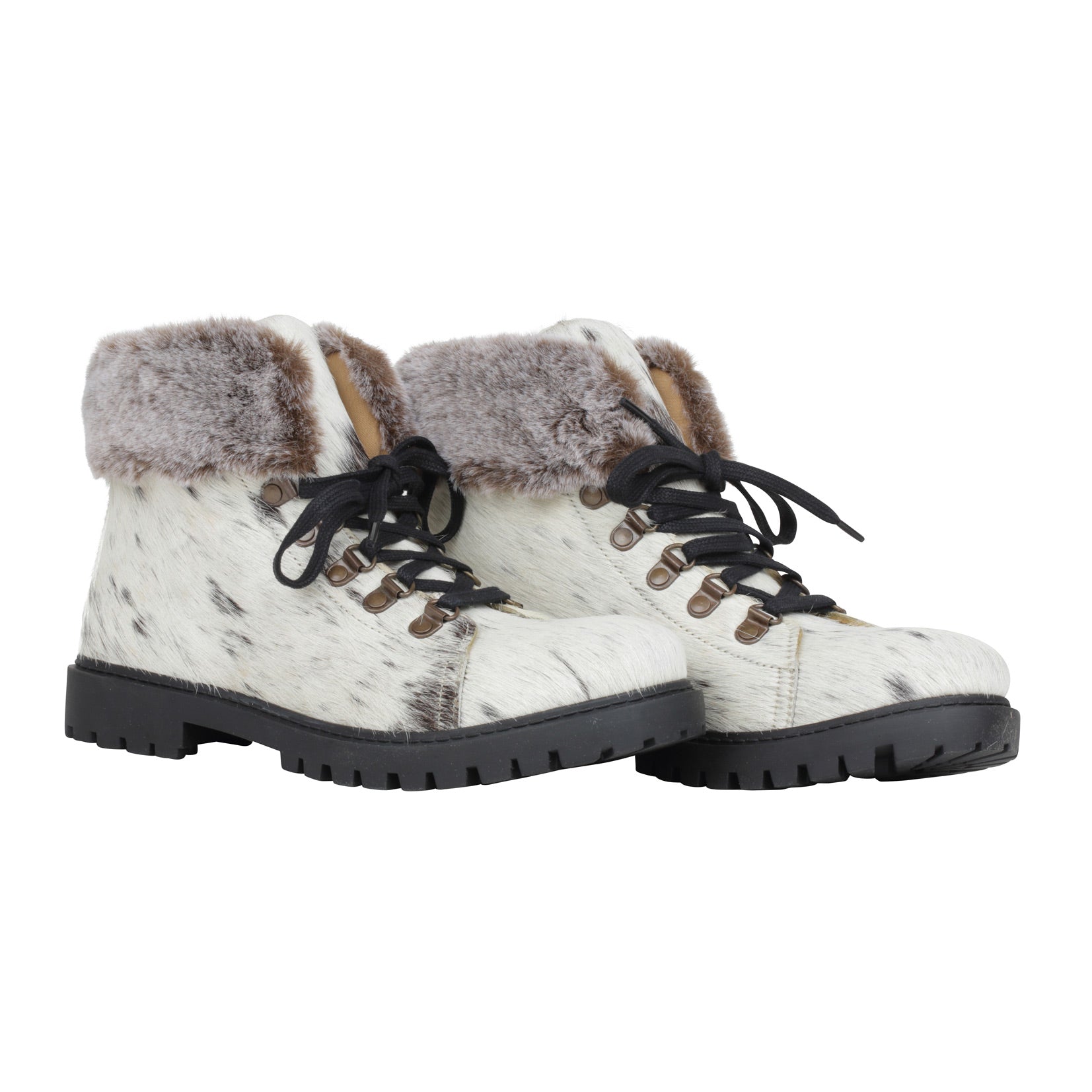 Turbulent Boots