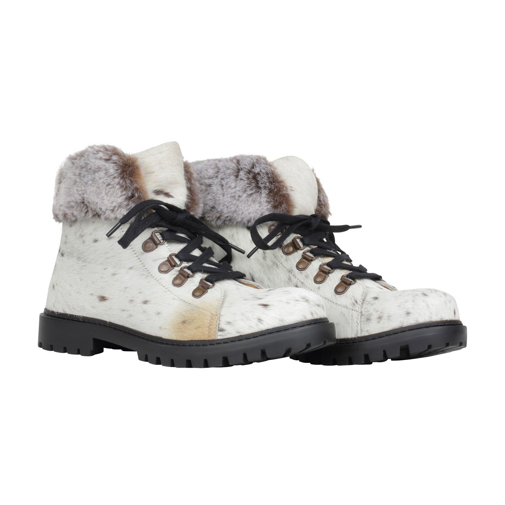 Turbulent Boots
