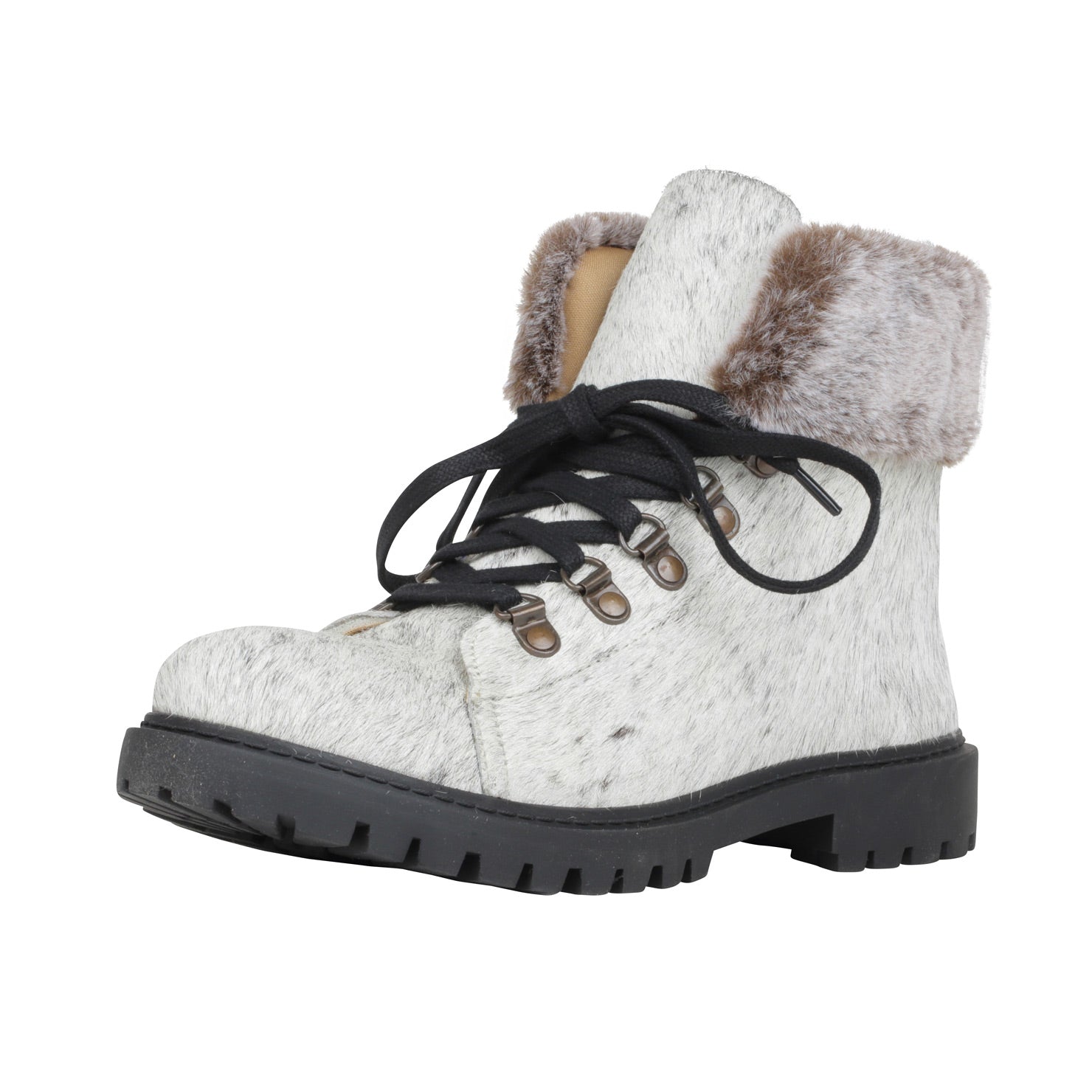 Turbulent Boots