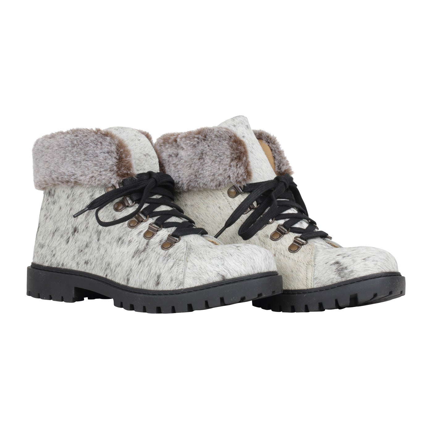 Turbulent Boots